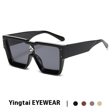 Title 5, Retro Artistic Square Sunglasses Women