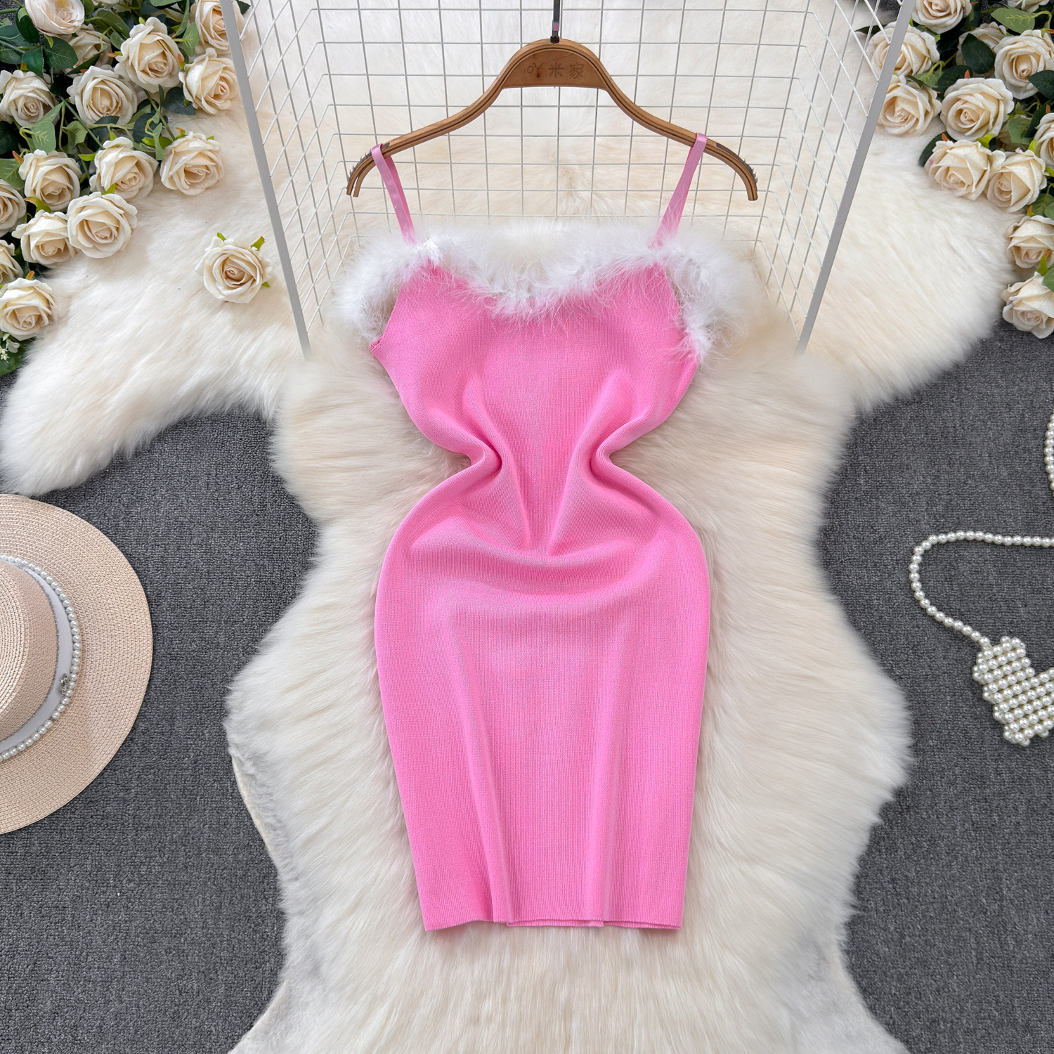 Title 2, Furry Stitching Hip Base Sling Dress