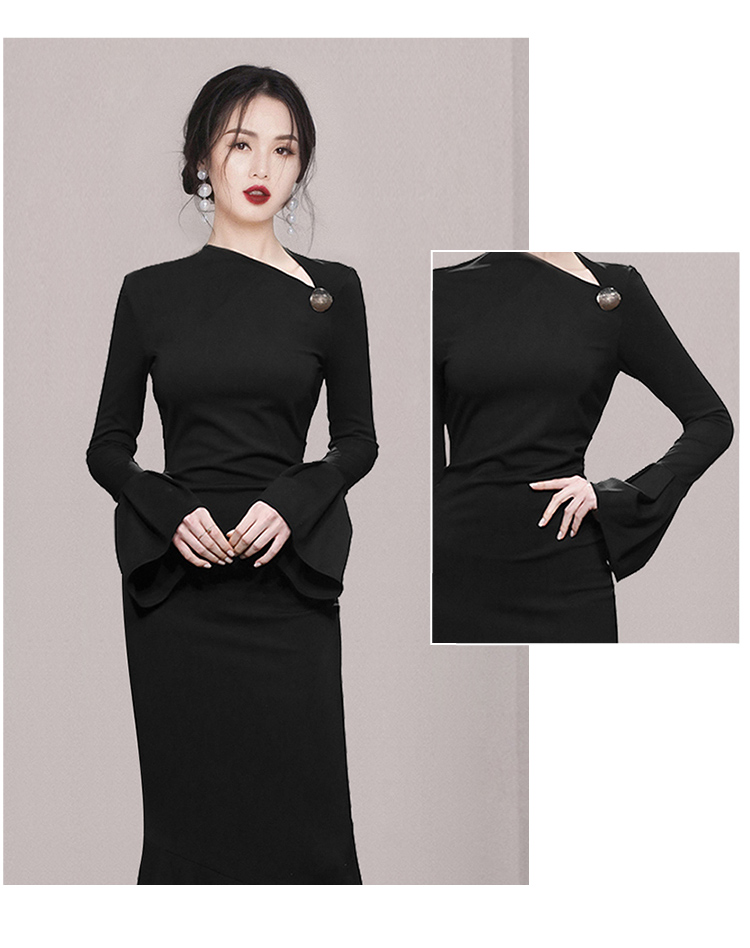 Title 6, Retro Trumpet Sleeve Fishtail Knitted Dress