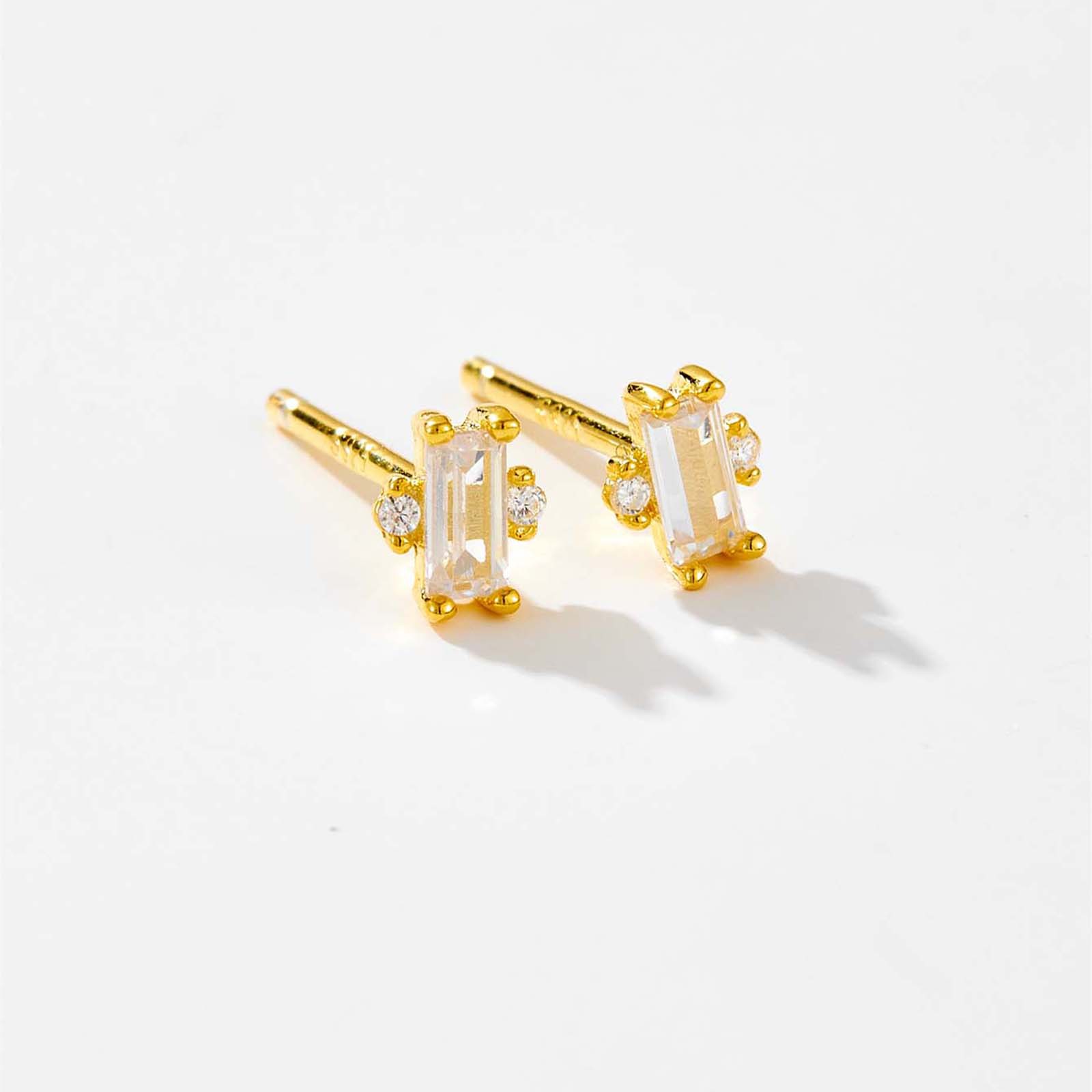 Title 5, S925 Silver Rectangular Diamond Stud Earrings M...