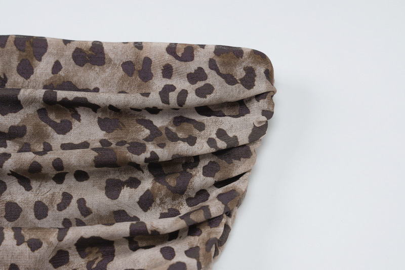 Title 17, Gilet dimagrante con stampa leopardata, collo S...