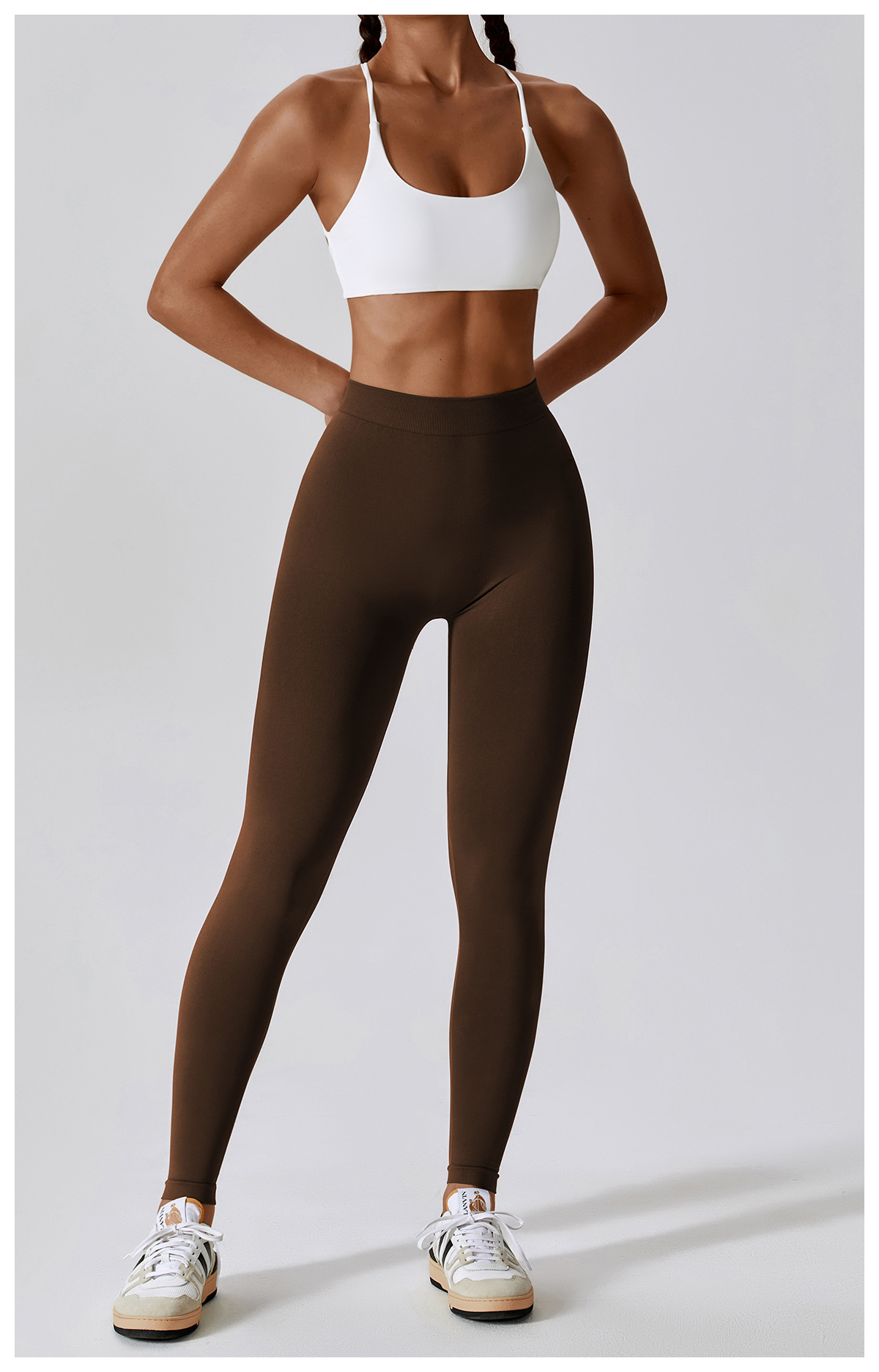 Title 22, Peach Hip Raise Fitness Leggings mit V-Taille, ...