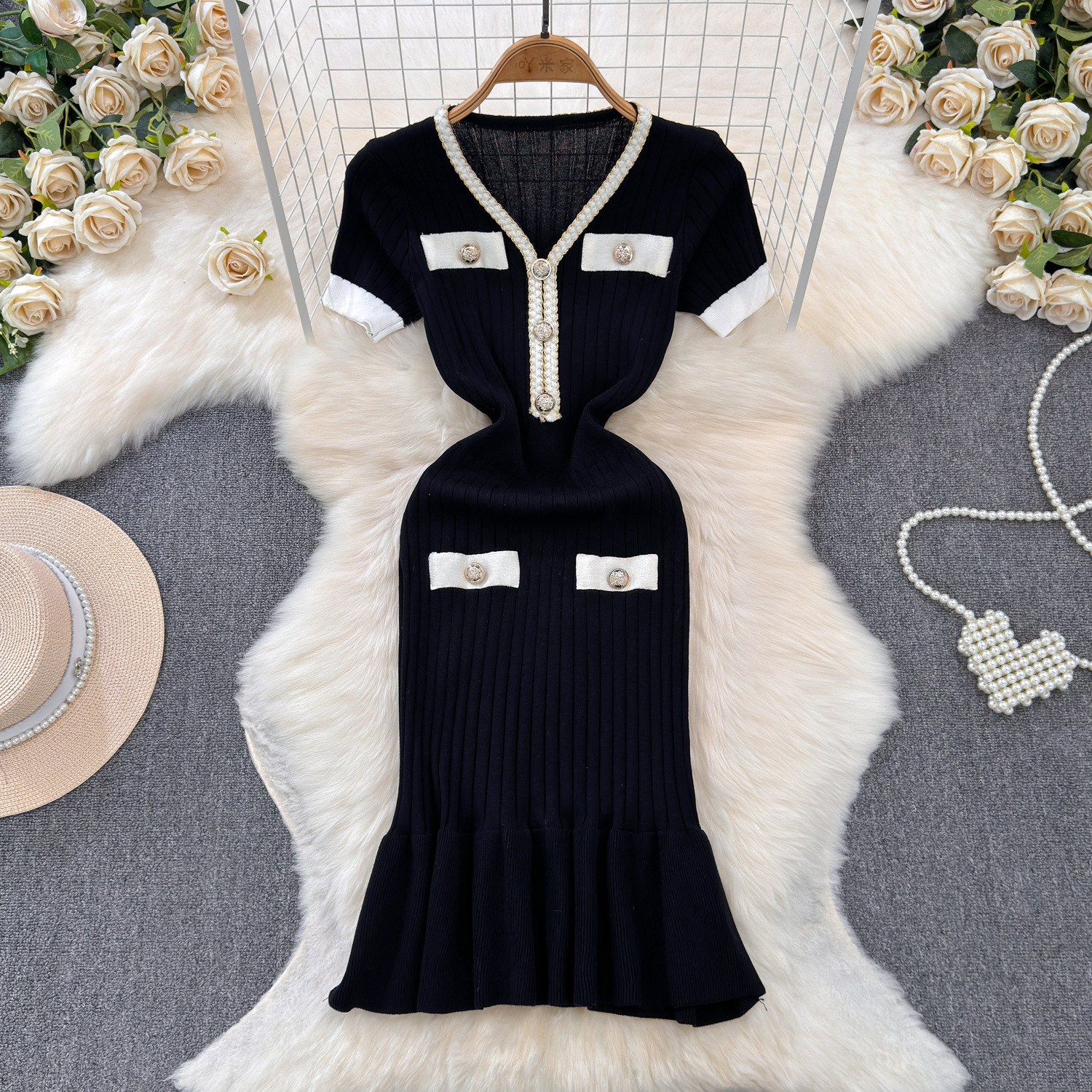 Title 1, V-neck Fishtail Dress Knitted Black Temperament...