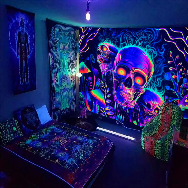 Title 5, Fluorescent Skull Tapestry UV Black Light Backg...