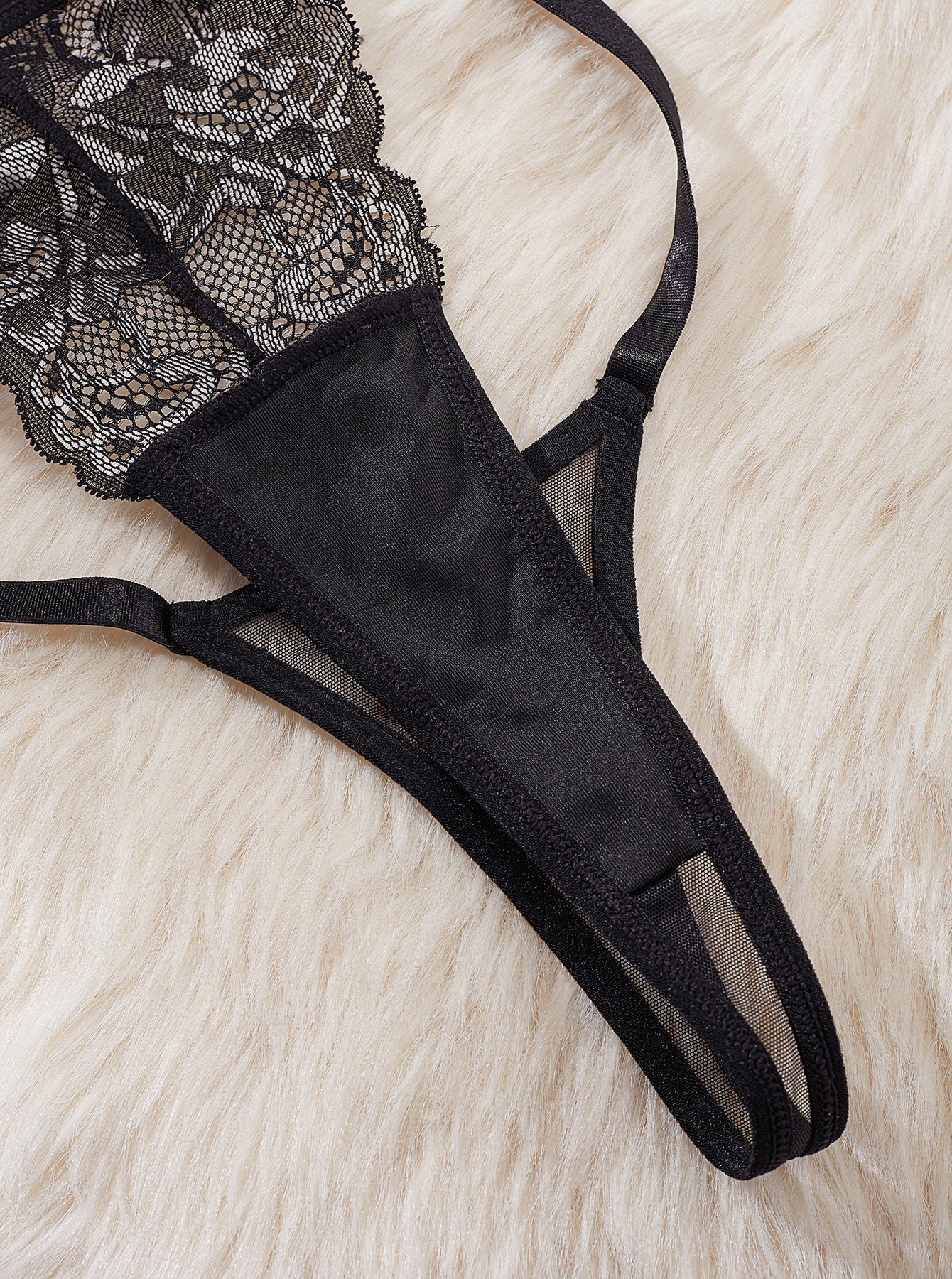 Title 10, Lace Underwear Three-piece Set