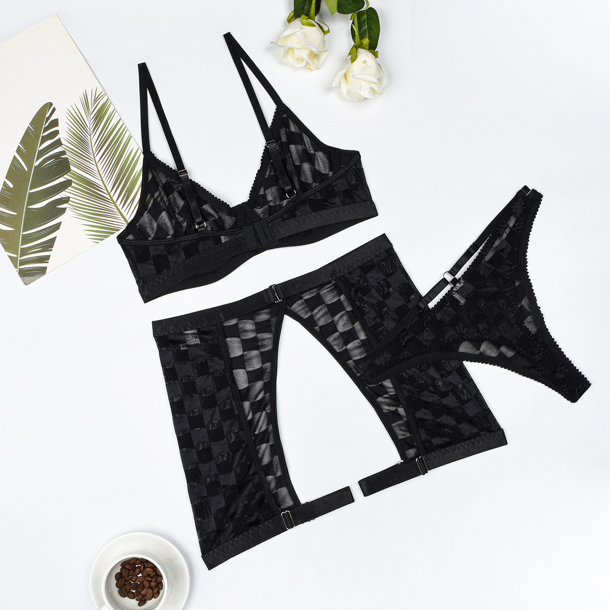 Title 12, Mesh Mesh Underwear Three-piece Set