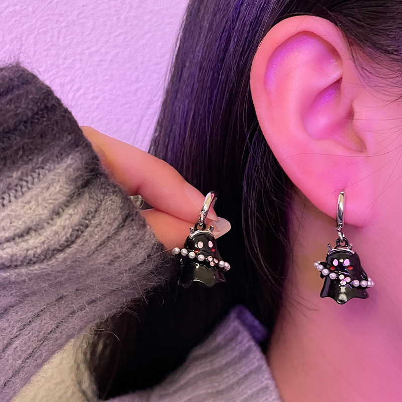 Cartoon Cute Ghost Pearl Earrings - Image 1
