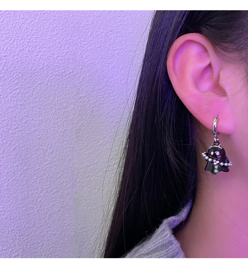 Cartoon Cute Ghost Pearl Earrings - Image 7