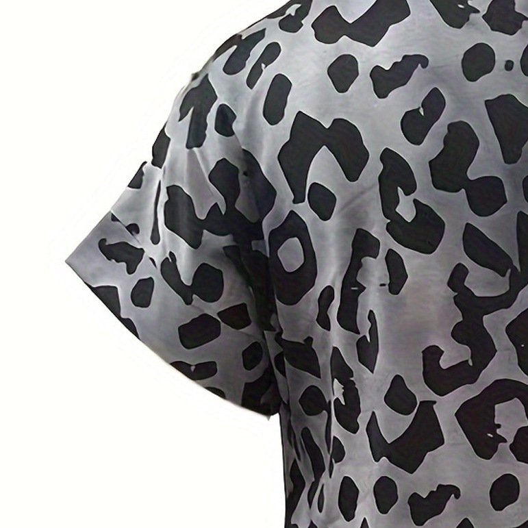 Title 5, Loose Temperament Round Neck Leopard Print Plus...