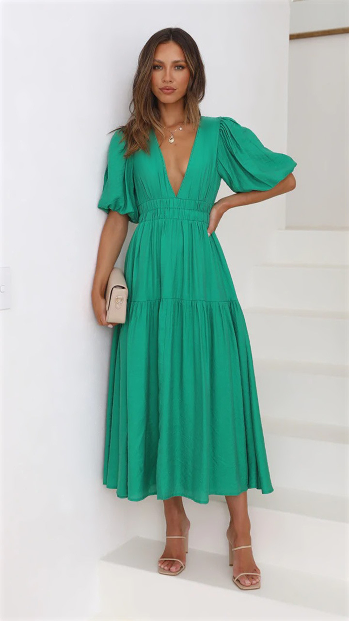 Title 8, V-neck Waist-tight Mid-length Dress