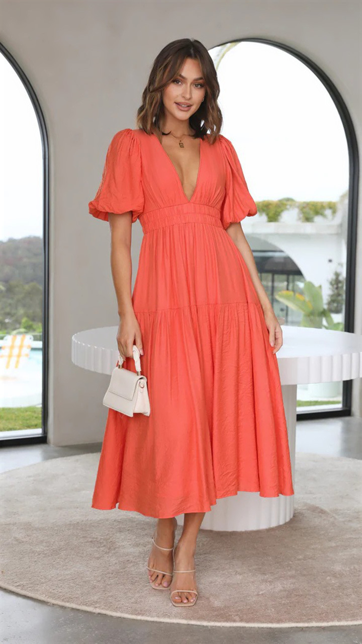 Title 21, V-neck Waist-tight Mid-length Dress