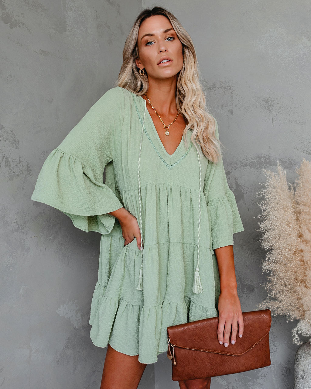 Title 4, V-neck Lace-up Fringe Lace-up Ruffled Dress