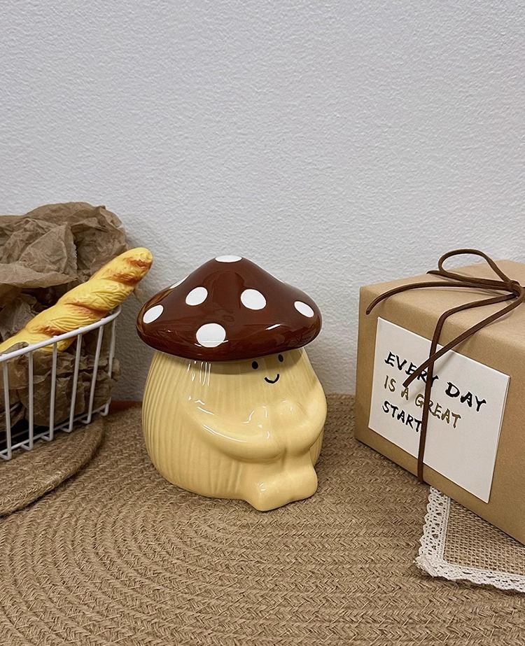 Title 17, Cute Hug Mushroom Ceramic Water Cup With Lid