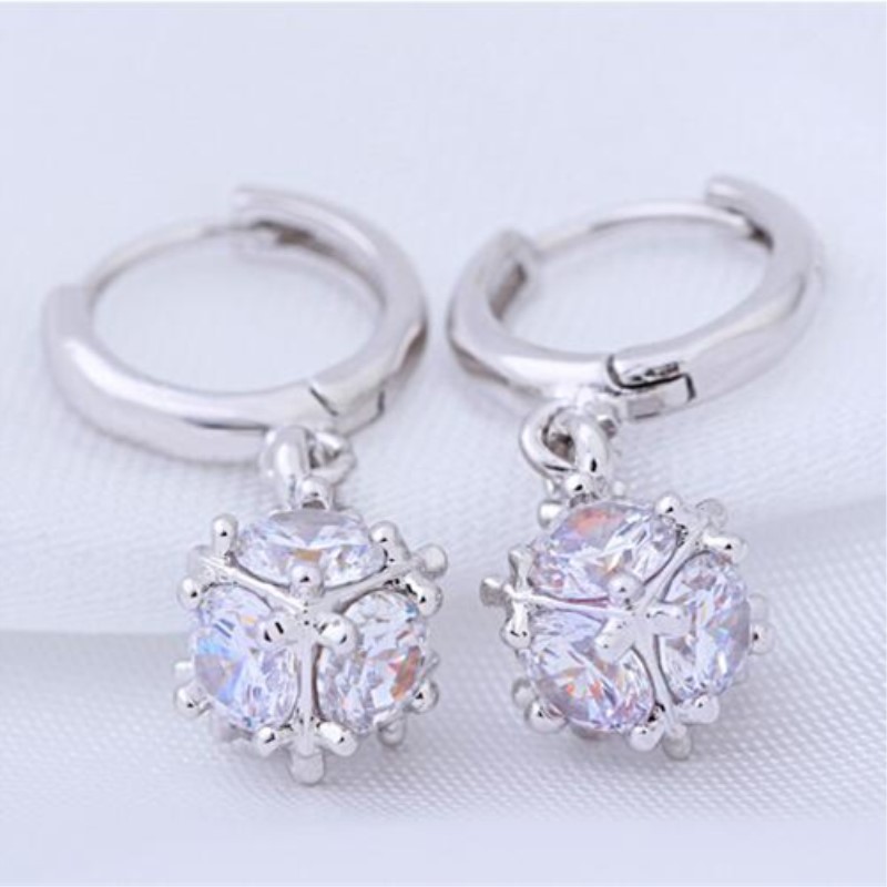 Title 3, Fashion Crystal Rhinestone Zircon Ring