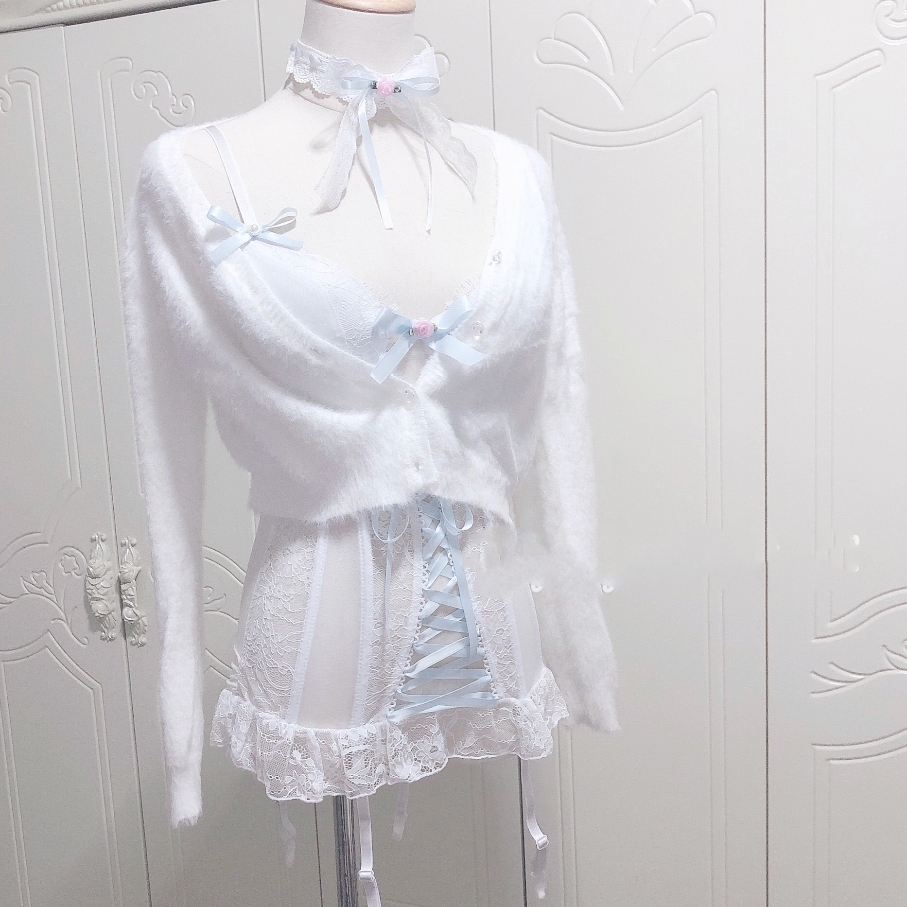 Title 3, Sweet Ribbon Bandage Bowknot White Lace Corset ...