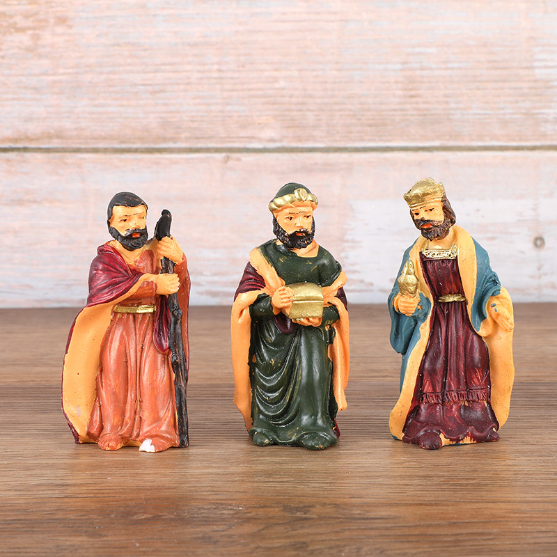 Title 9, Jesus Manger Decoration 8-piece Religious Chris...