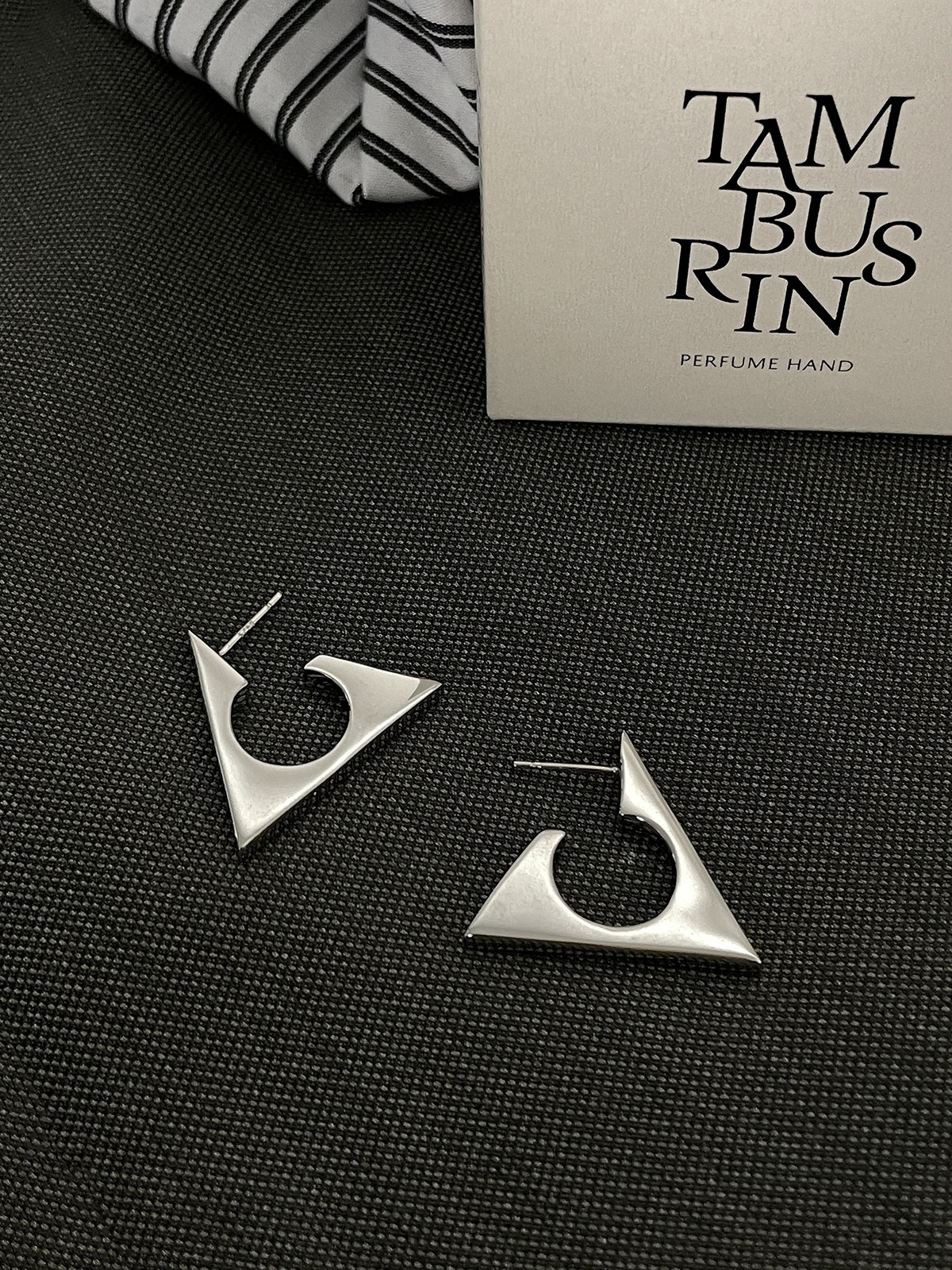 Title 4, Fashion Personality Geometry Triangle Earrings ...