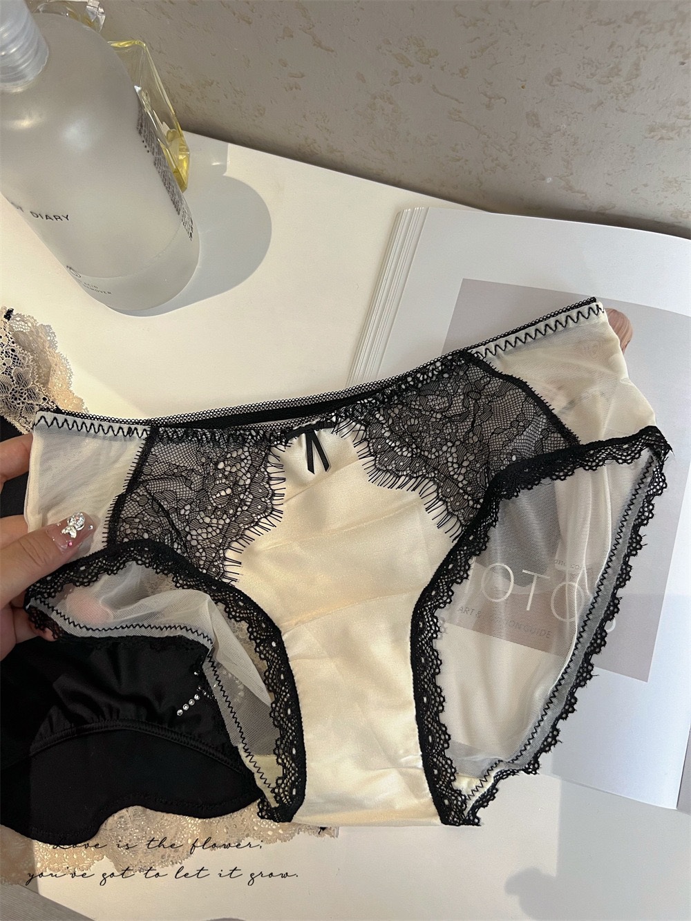 Title 4, Retro High Luxury Lace Underwear Women