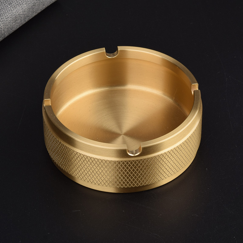 Title 5, Brass Integrated Old Ashtray With Lid