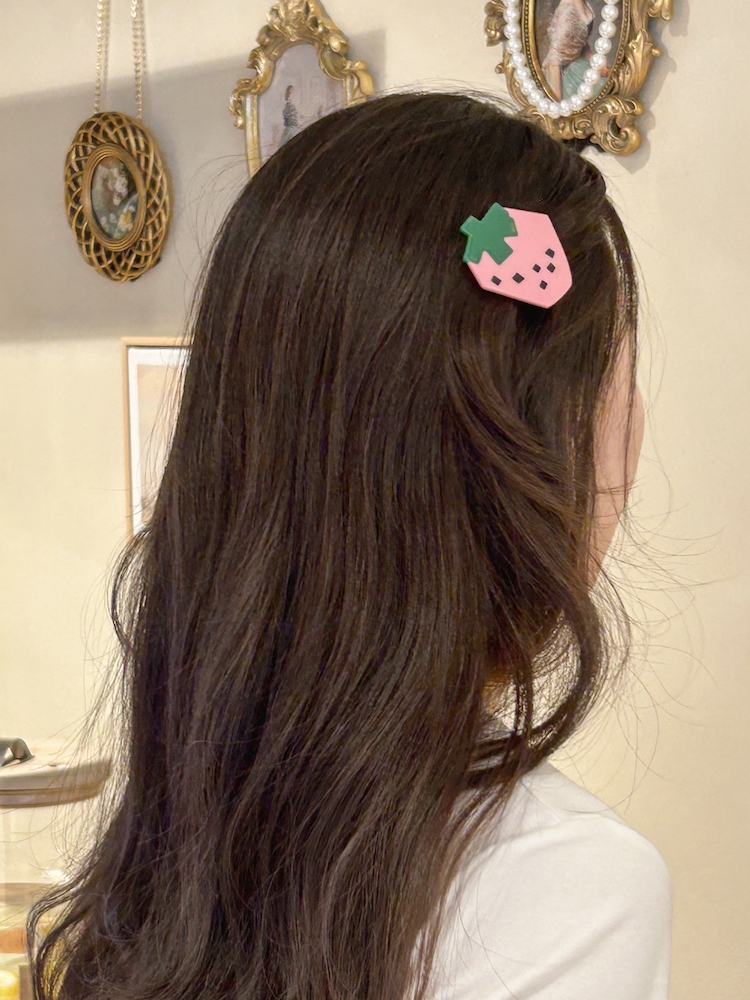 Title 2, Orchard Hair Grab Acetic Acid Hair Accessories