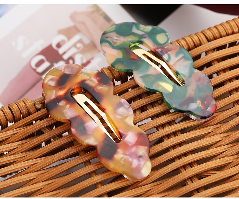 Title 9, Acetic Acid Clip Wave Barrettes