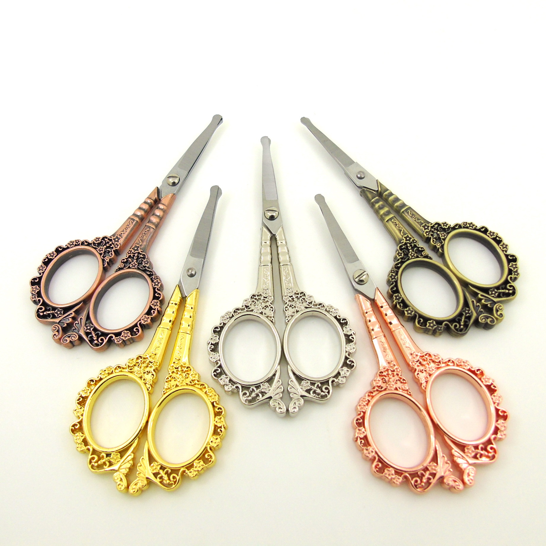 Title 11, Plum Blossom Hollow Court Plum Vintage Scissors