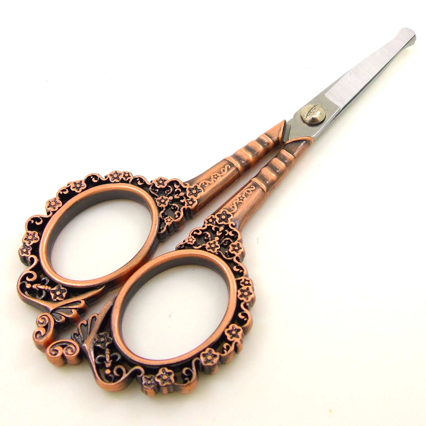 Title 17, Plum Blossom Hollow Court Plum Vintage Scissors