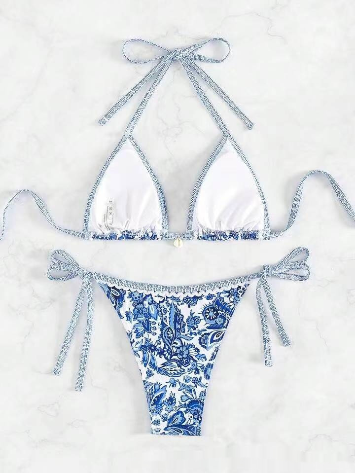 Title 2, Maiô biquíni estampado porcelana azul e branco,...