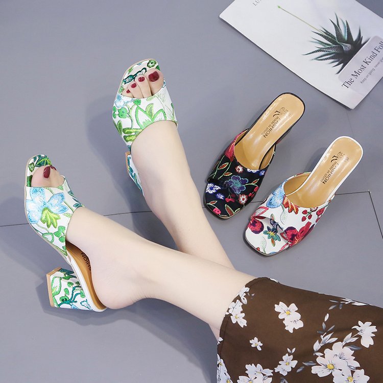 Title 3, Womens Casual Outdoor Chunky Heel Printed Slip...