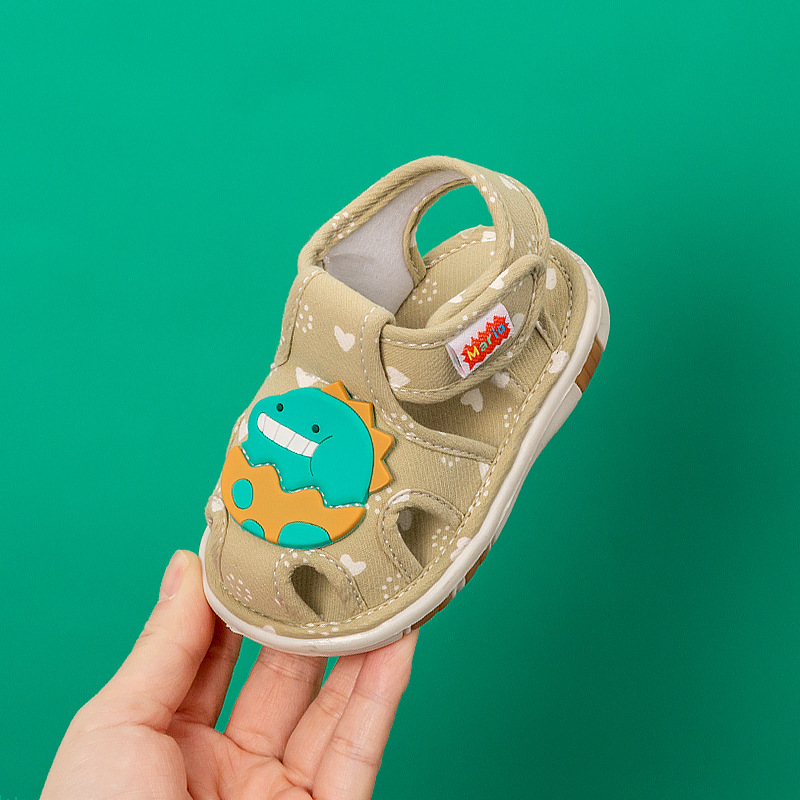 Title 2, Modieuze babyschoenen en peuterschoenen met per...