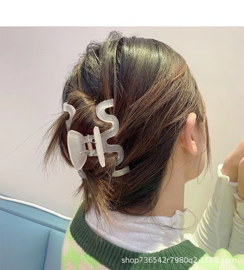 Title 2, 67-piece Hair Accessories Grip Combination Hair...