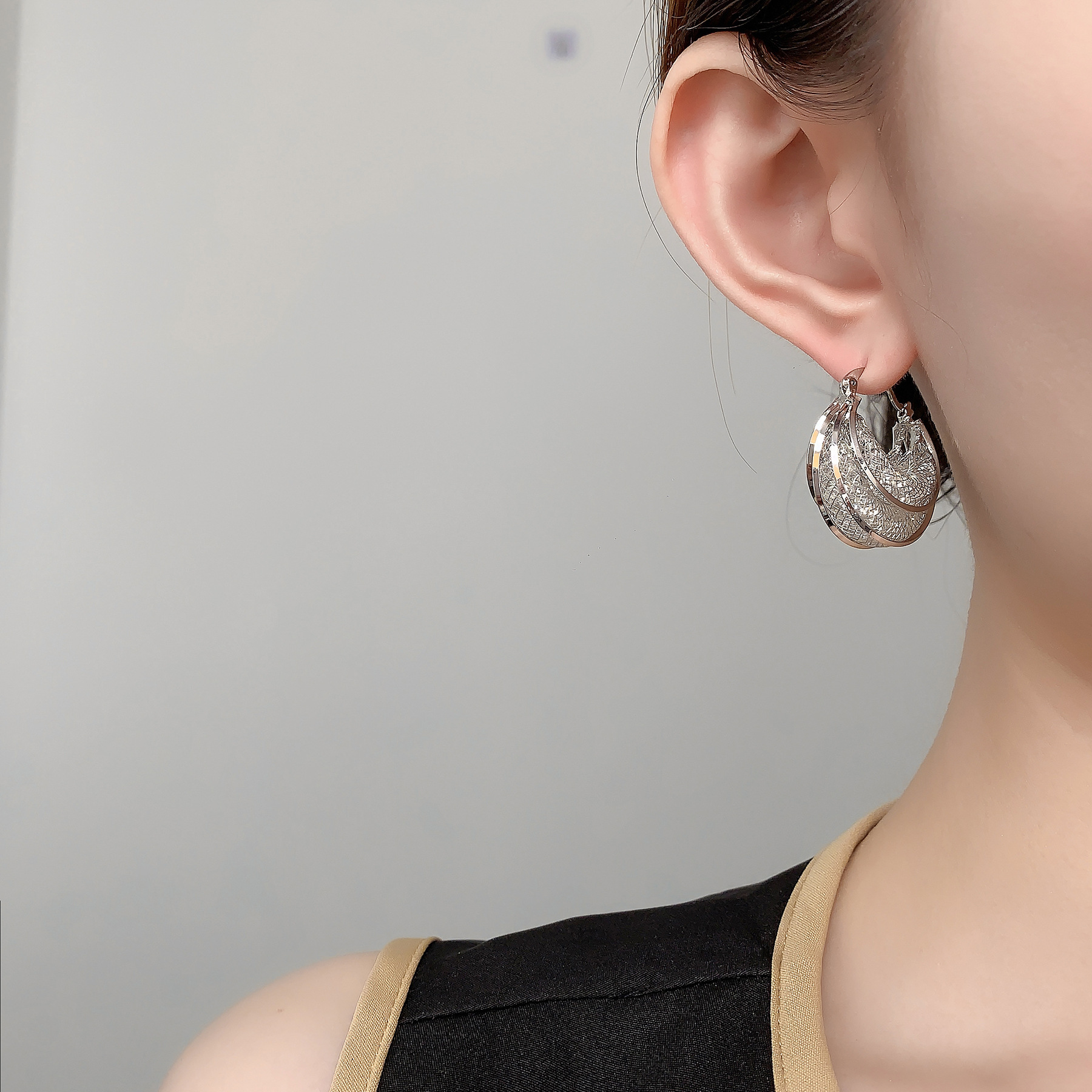 Title 7, Net Pocket Zircon Mesh U-shaped Earrings Geomet...