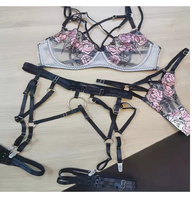 Title 3, Steel Ring Gathered Rose Lace Buckle Bra Set