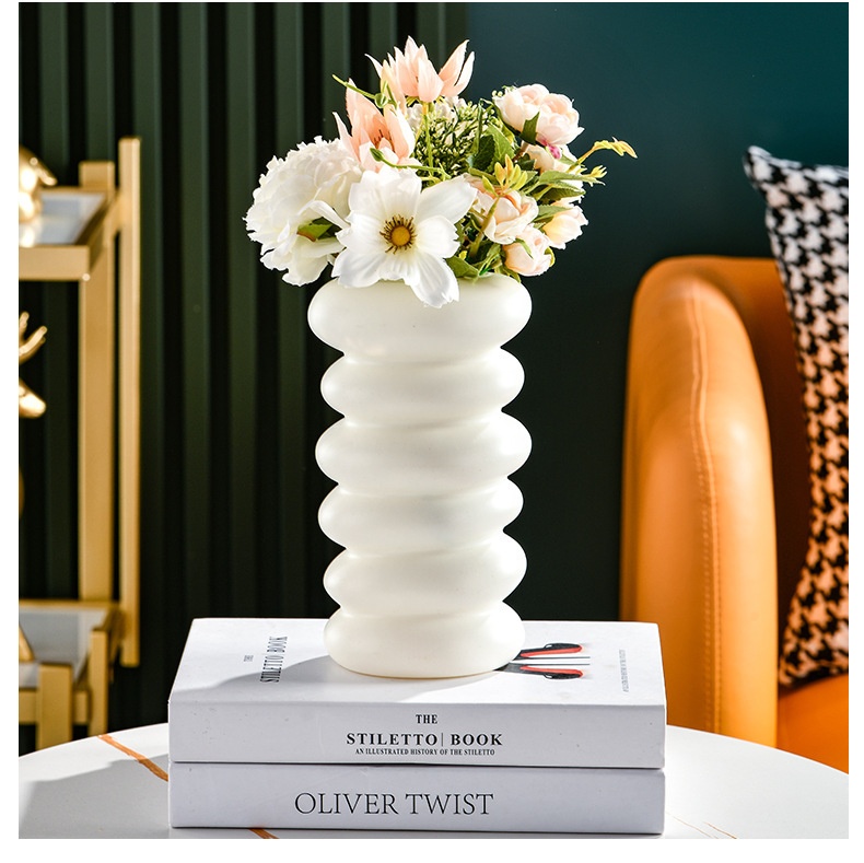 Title 3, Plastic Spiral Vase Nordic Style Creative Flowe...