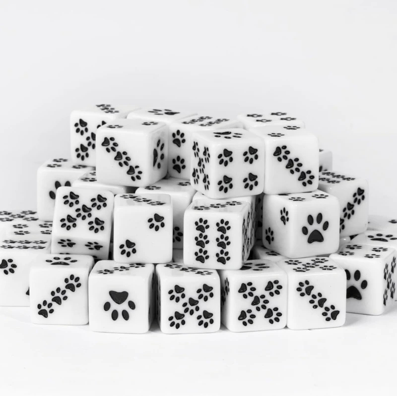 Title 3, White Hand-shaped Brush Pattern Point Dice