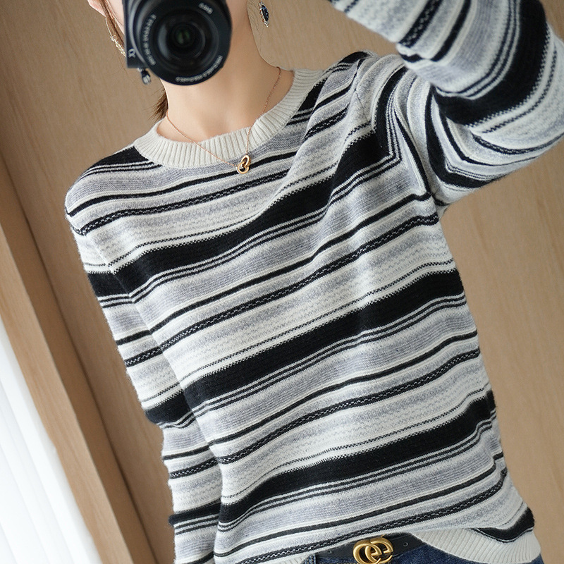 Title 1, Round Neck Striped Knit Sweater Color Block Sho...