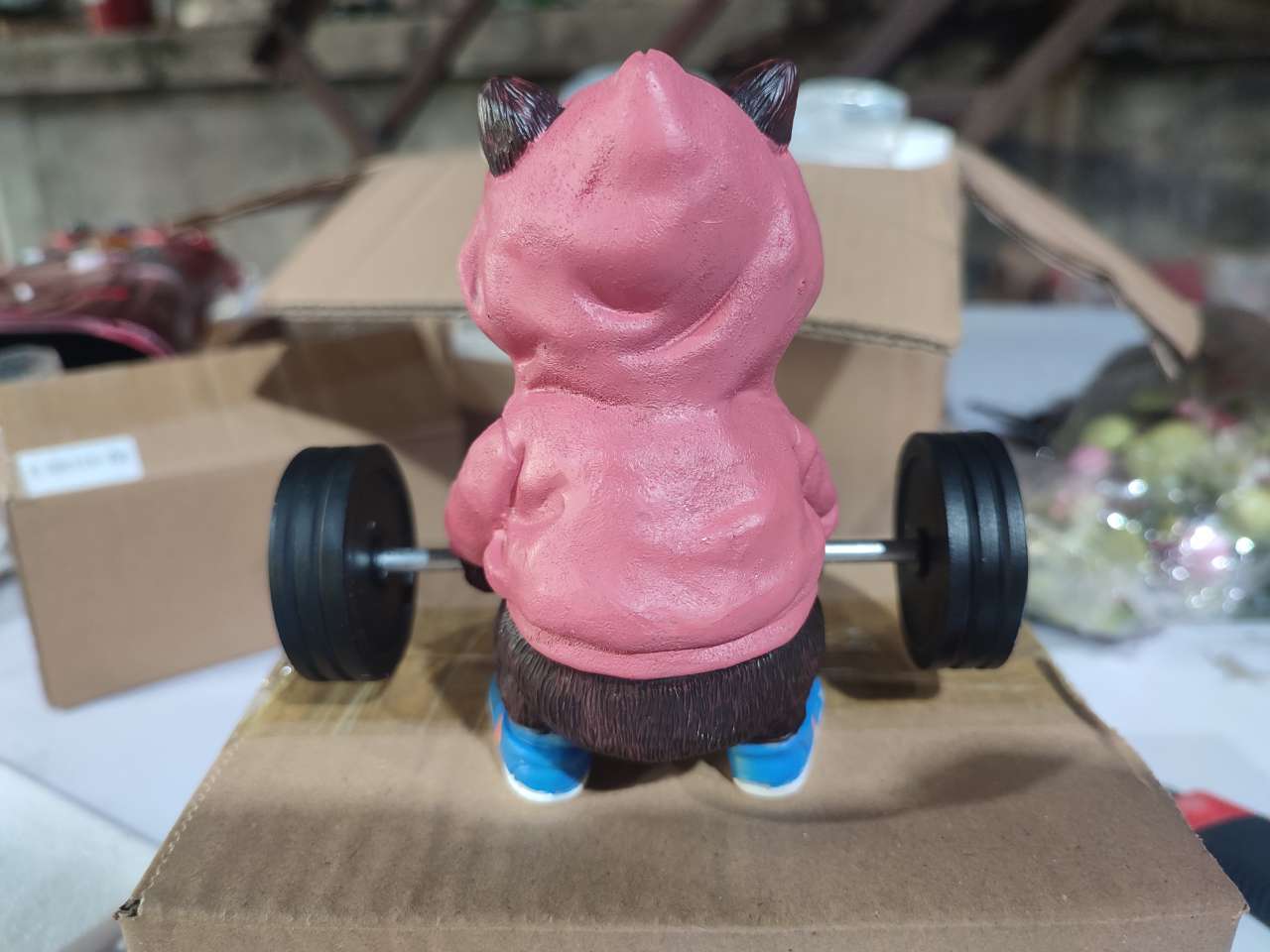 Title 6, Cute Fitness Cat Sculptured Ornaments