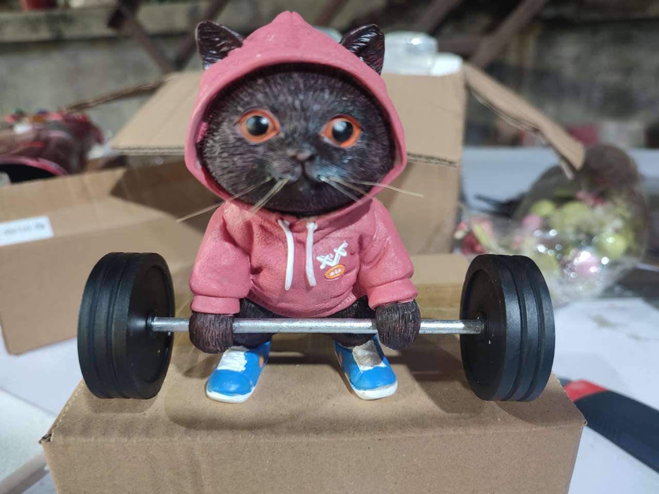 Title 12, Cute Fitness Cat Sculptured Ornaments - Decorat...