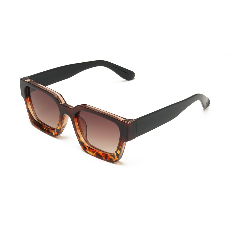 Tortoiseshell frame black le