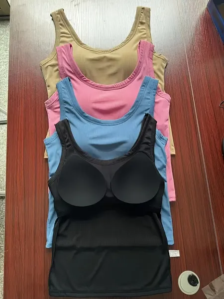 Ladies' Vest With Threaded Wide Shoulders, Comfortable And Seamless, With Built-in Chest Pads, Suitable For Wearing As An Inner Layer Or Outer Layer, And A Beautiful Back Design,
