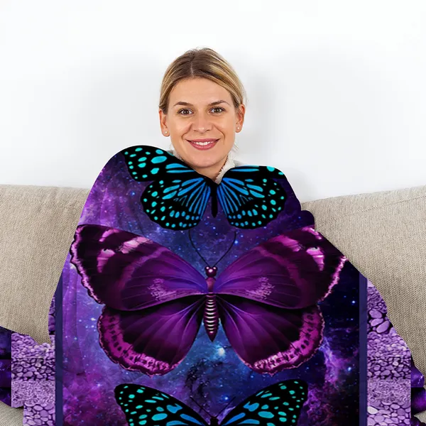 1pc Cozy Butterfly Printed Flannel Blanket - Soft, Warm, And Lightweight Throw For Couch, Sofa, Office, Bed, Camping, And Travel - Multi-Purpose Gift For All Seasons With Versatile Design