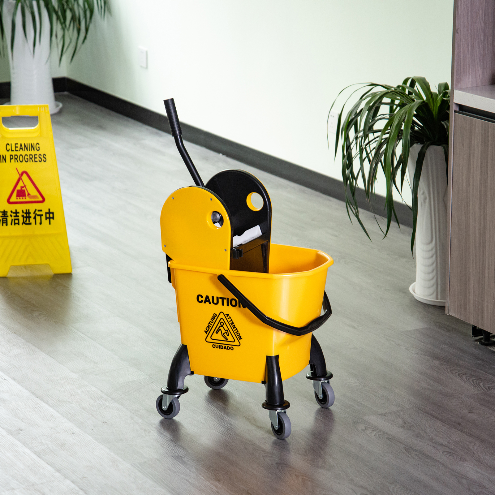 25l mop bucket, with wringer, wheels and handle - yellow