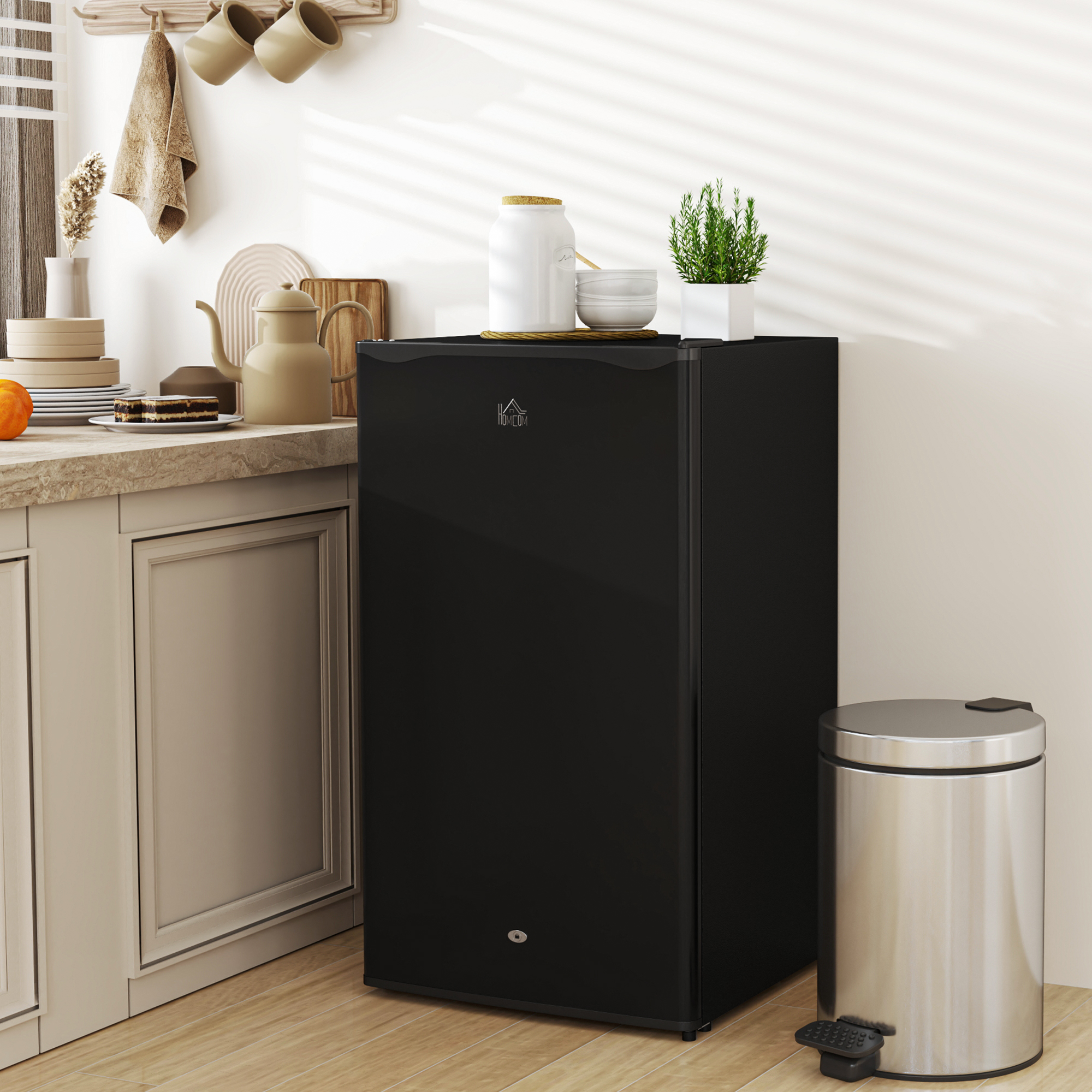 91L Freestanding Under-Counter Fridge With Lock - Black — image 3