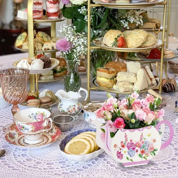 24Pcs Tea Party Table Centerpieces 4 Styles Teapot Shape Flower Box Double-Sided Pattern Paper Teapot Gift Box Spring Theme Princess Party Favor Table Floral Decoration 5