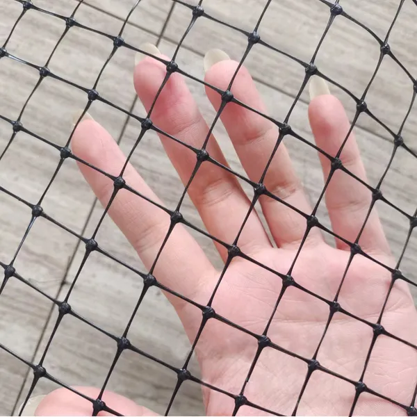 7.5ft*65ft Plastic Deer Netting Offers High-strength Protection Against Deer Intrusion, Suitable For Yards, Farmlands, And Gardens.