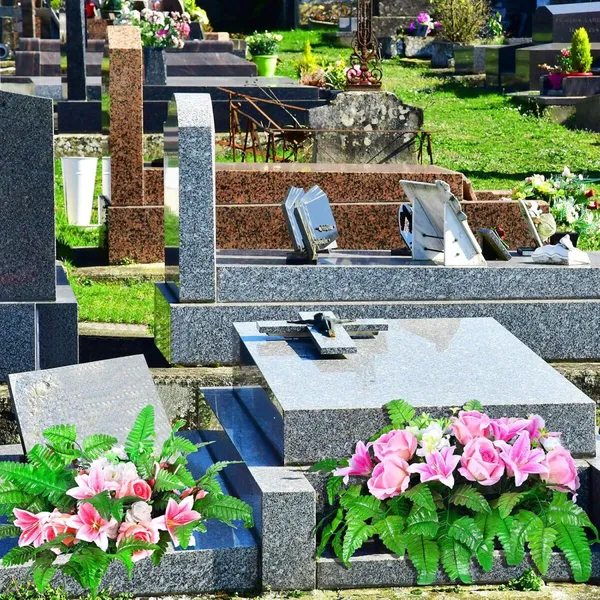 100 Pcs Artificial Silk Leaf Fern Artificial Greenery Stems Cemetery 15.75 Inch Faux Plant Bouquet Leaf Picks Fake Greenery Stems Fern Leaves For Cemetery Grave Headstone Wedding