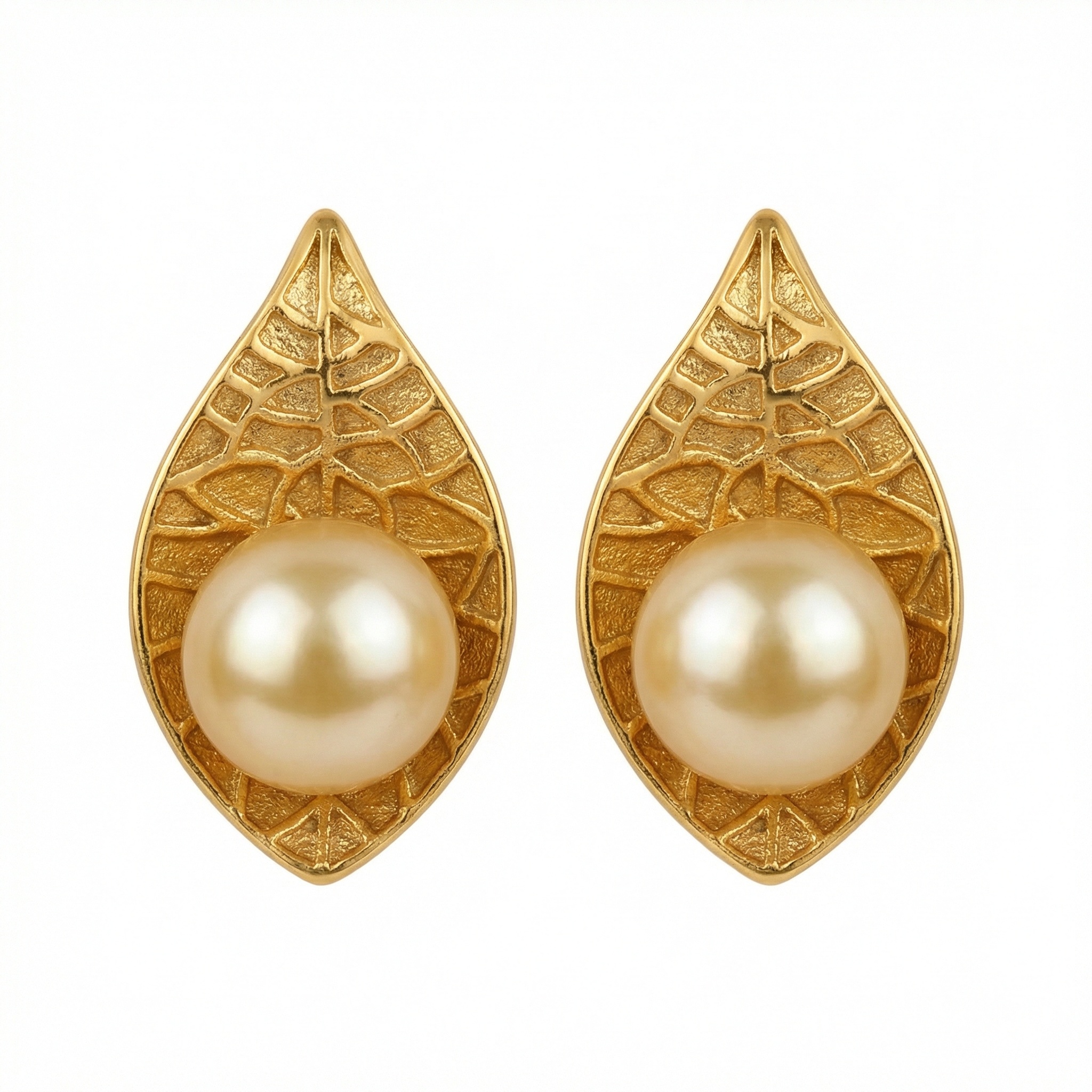 925 Sterling Silver Elegant Nature-Inspired Teardrop Pearl Studs with Intricate Textured Metallic Detailing