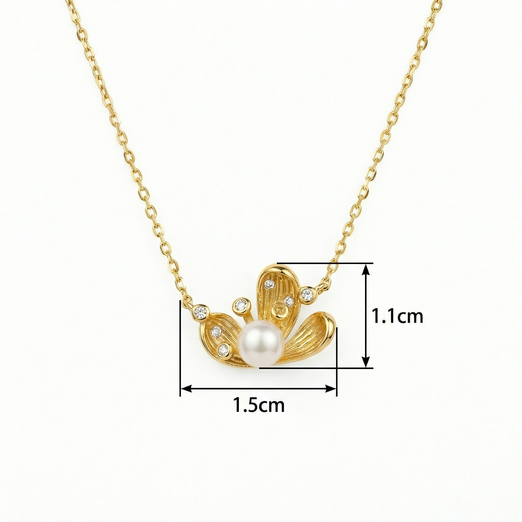 925 Sterling Silver Elegant Pearl and Shimmering Diamond Leaf Motif Pendant Necklace 