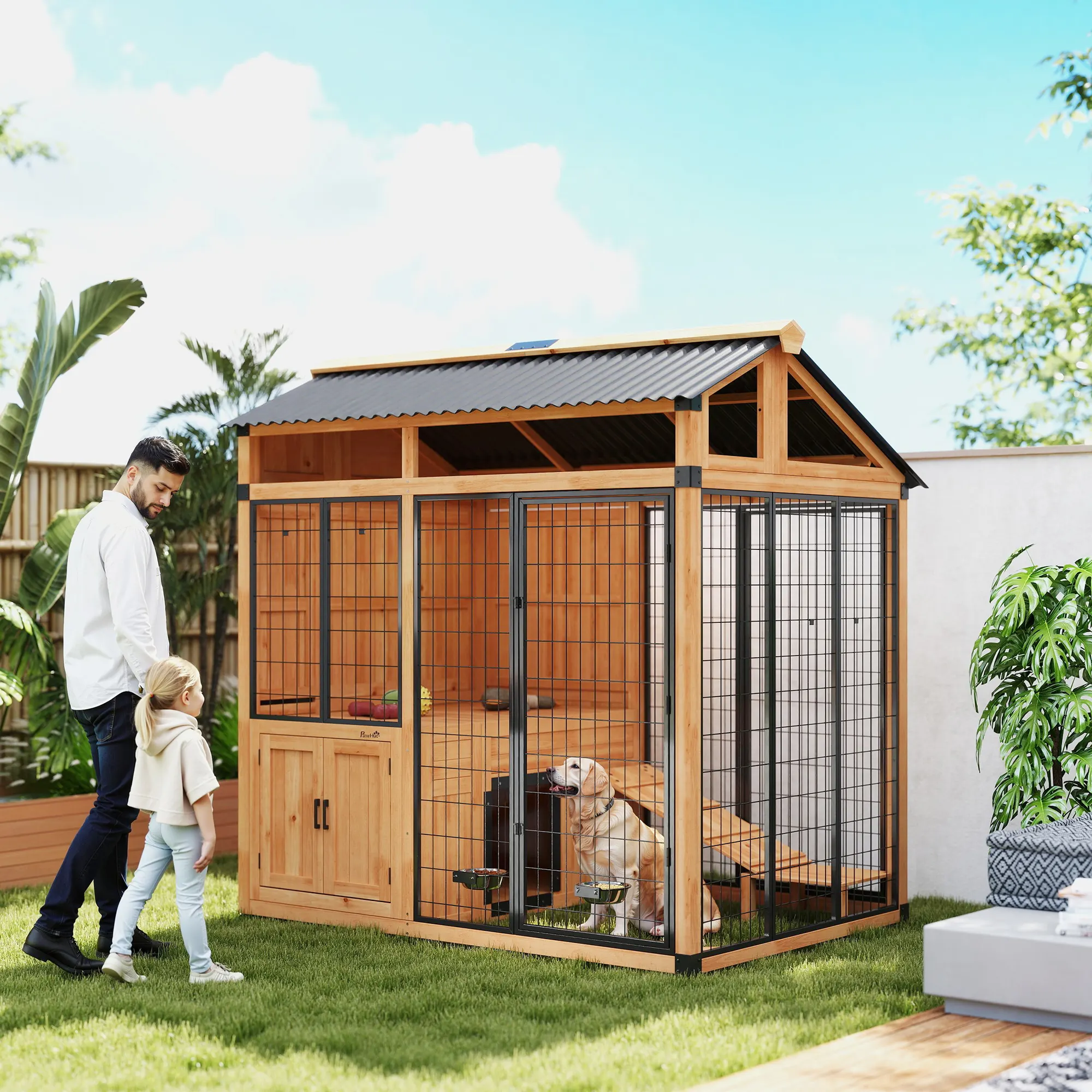 7' x 5' Extra Large Dog House