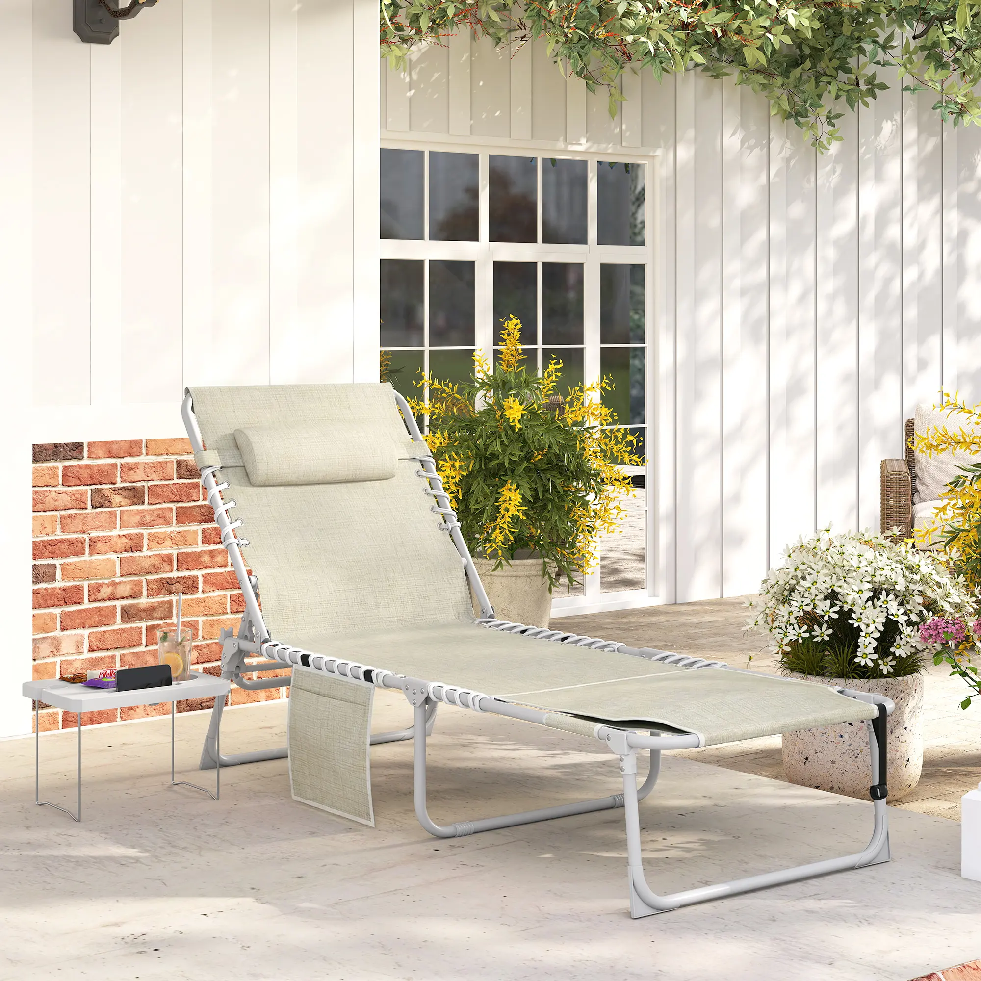 Tanning Chair with Face Hole and Side